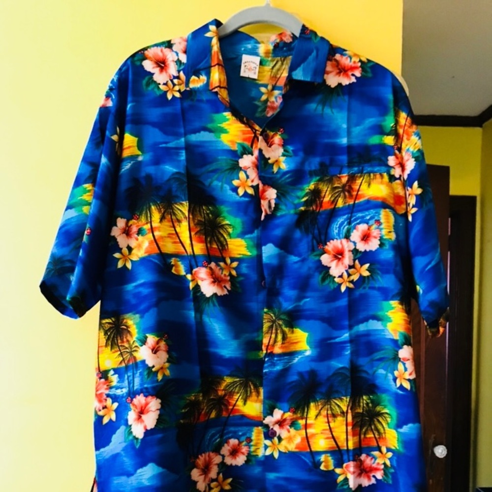 Hawaiian men’s silk shirt